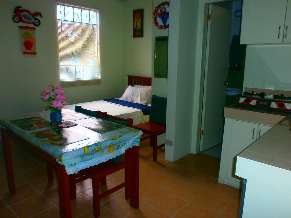 Lyn's Do Drop Inn Transient House Baguio City Kamer foto